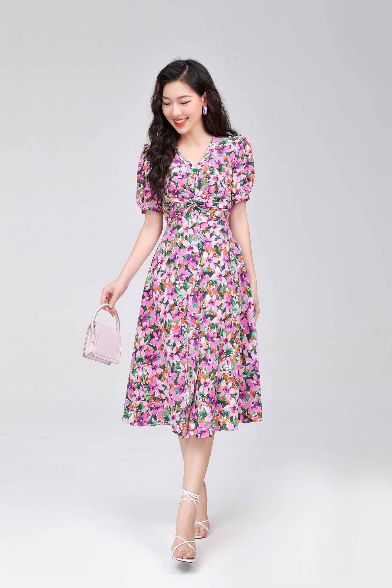 21_50e7998e8a94453bbb235307d4b16bbf_master (1).jpg