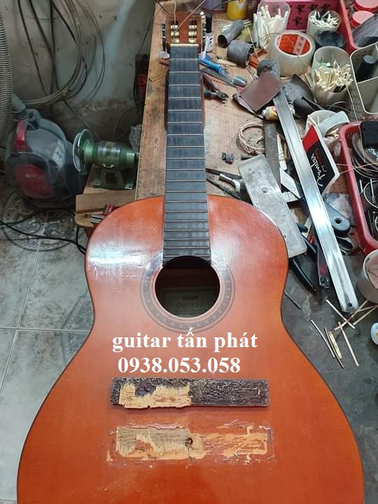 Nhận Sửa Đàn Hư Lỗi Thay Dây Guitar Gía Rẻ Nhất