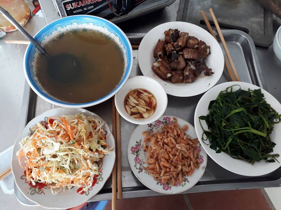 bữa ăn.jpg