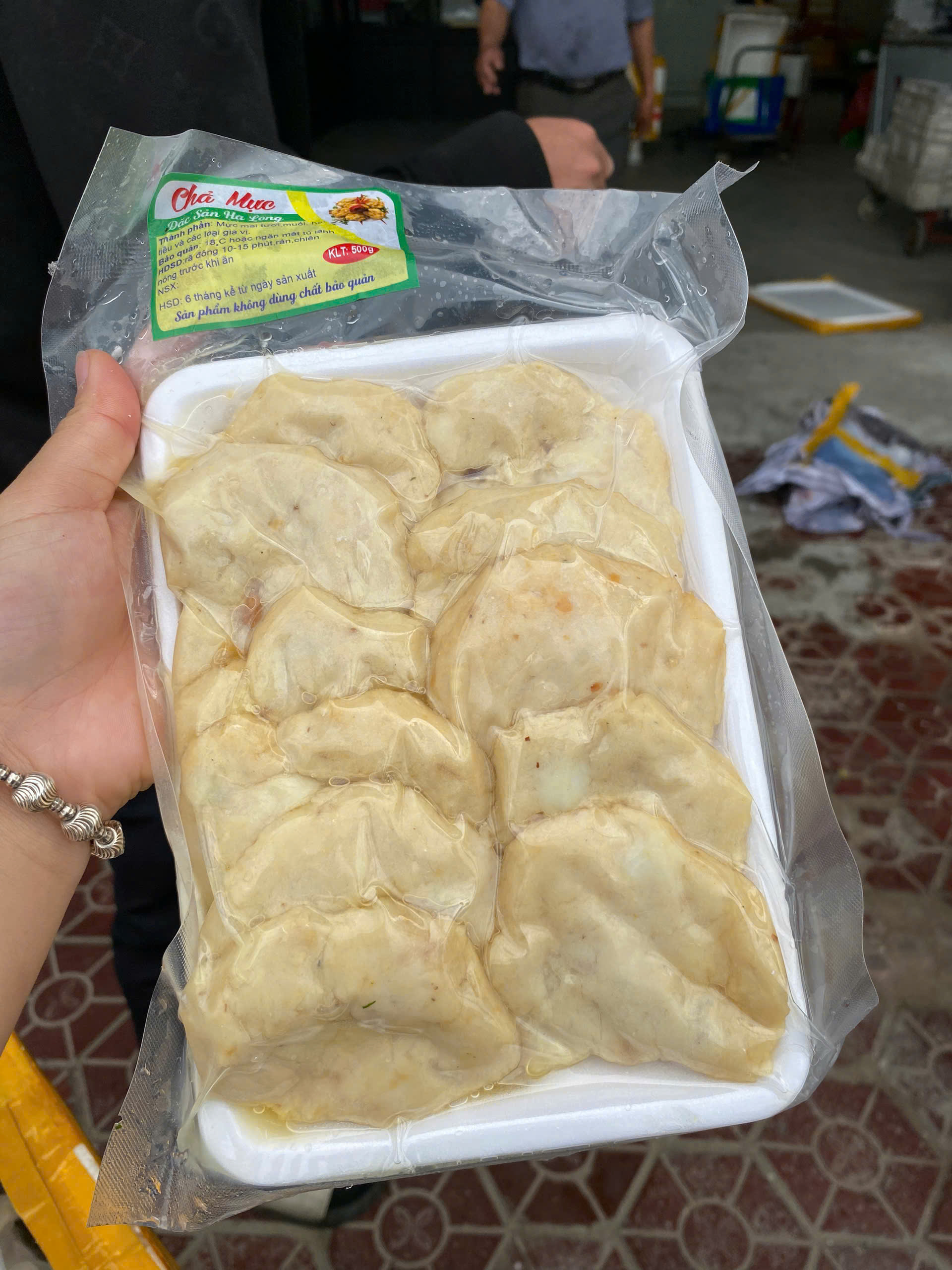 chả mực tem xanh.jpg