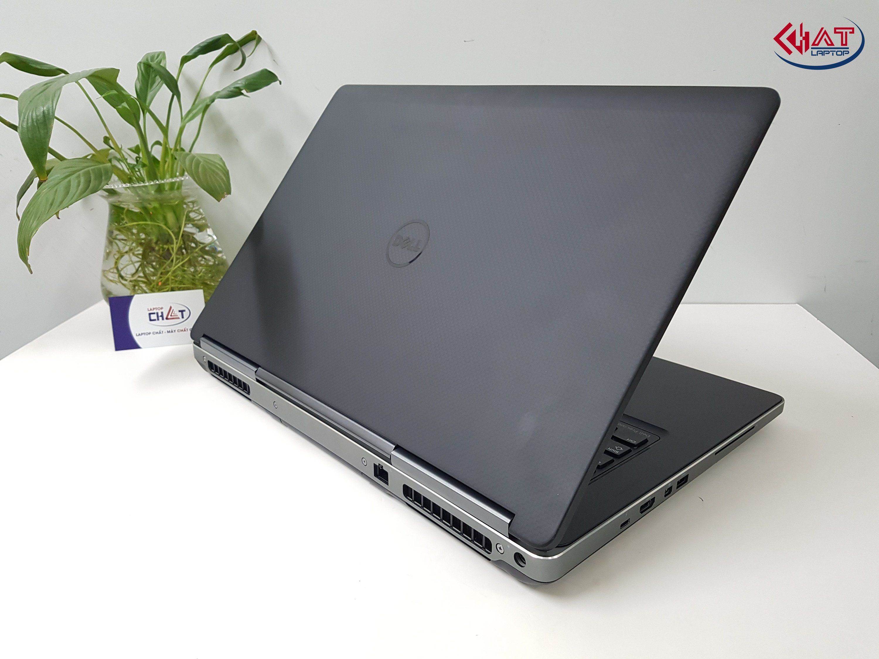 Dell Precision 7710 (4).jpg