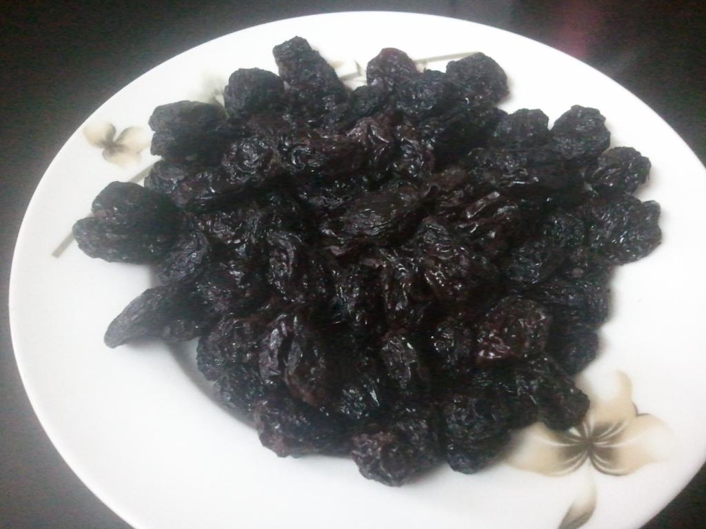 đĩa nho khô (ko chèn sđt).jpg