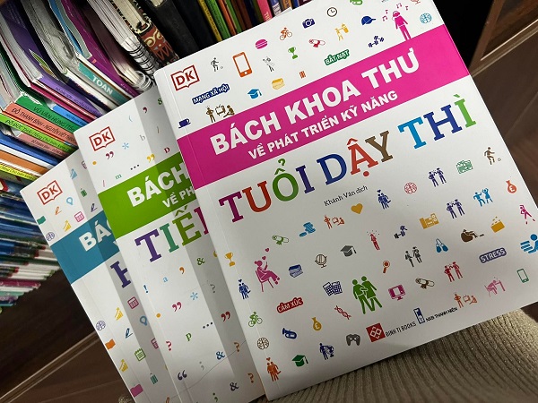 Dinh-Ti-Books11.jpg