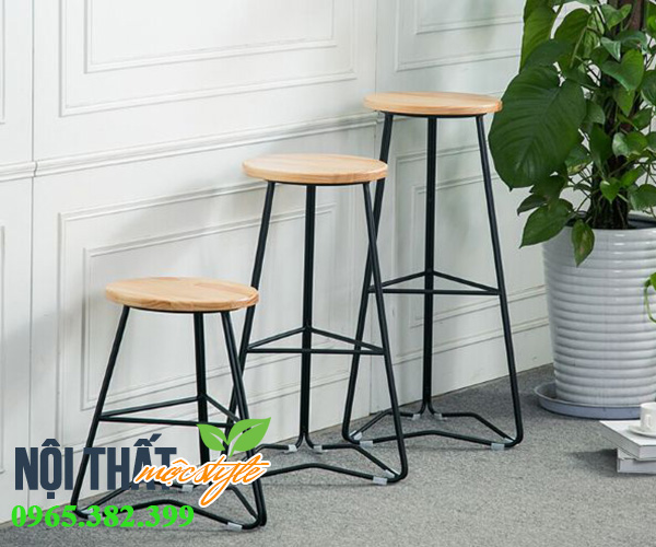 Ghế bar chan săt mặt gỗ giá rẻ.jpg