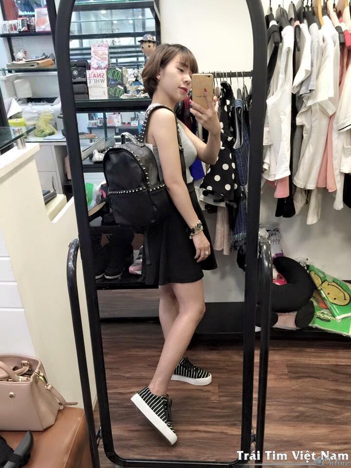 guong-soi-toan-than-guong-di-dong-guong-soi-di-dong-mau-den.jpg