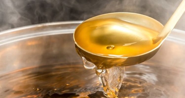 huong-dan-cach-nau-nuoc-dashi-tu-nam-cho-be-an-dam-herokid-gold.jpg