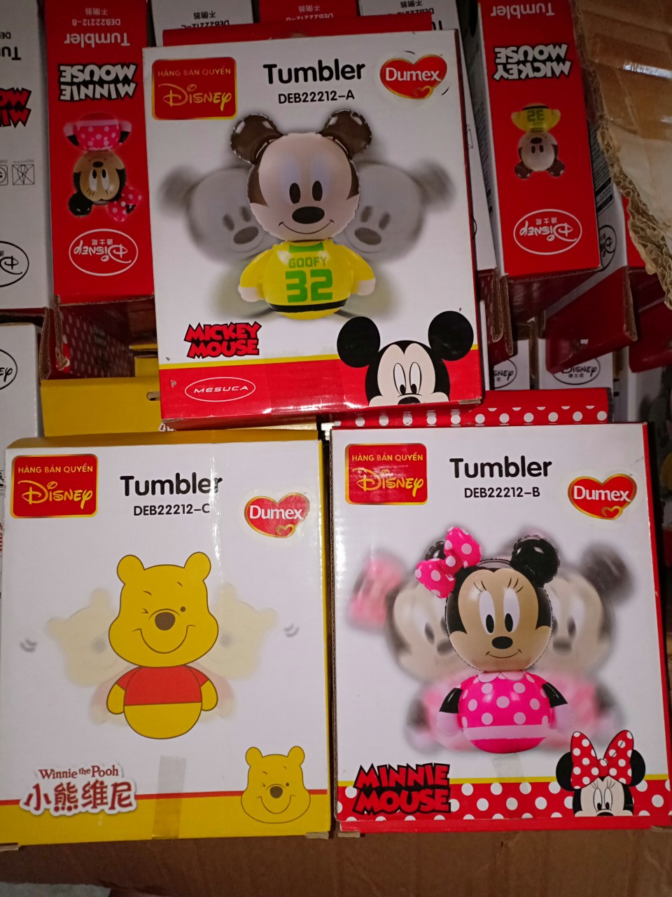 lật đật tumber.jpg