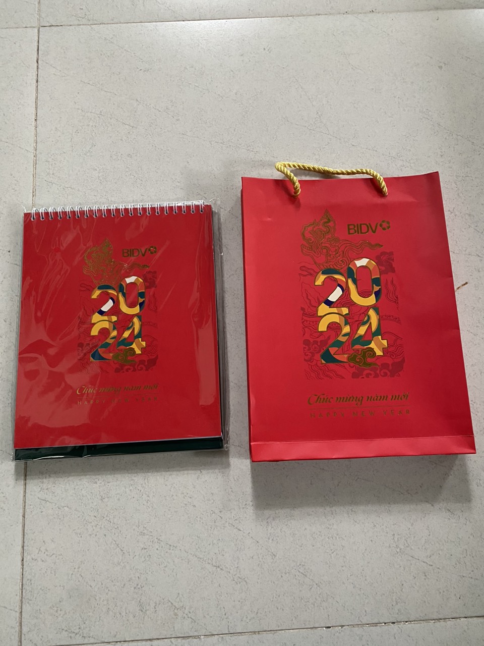 Lịch bàn.jpg