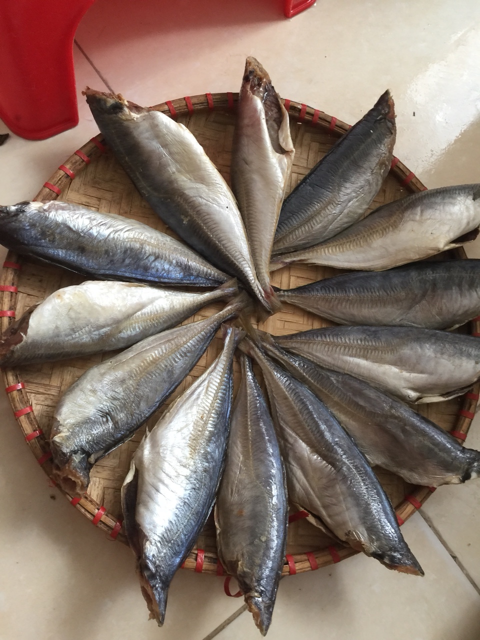nục 1.jpg