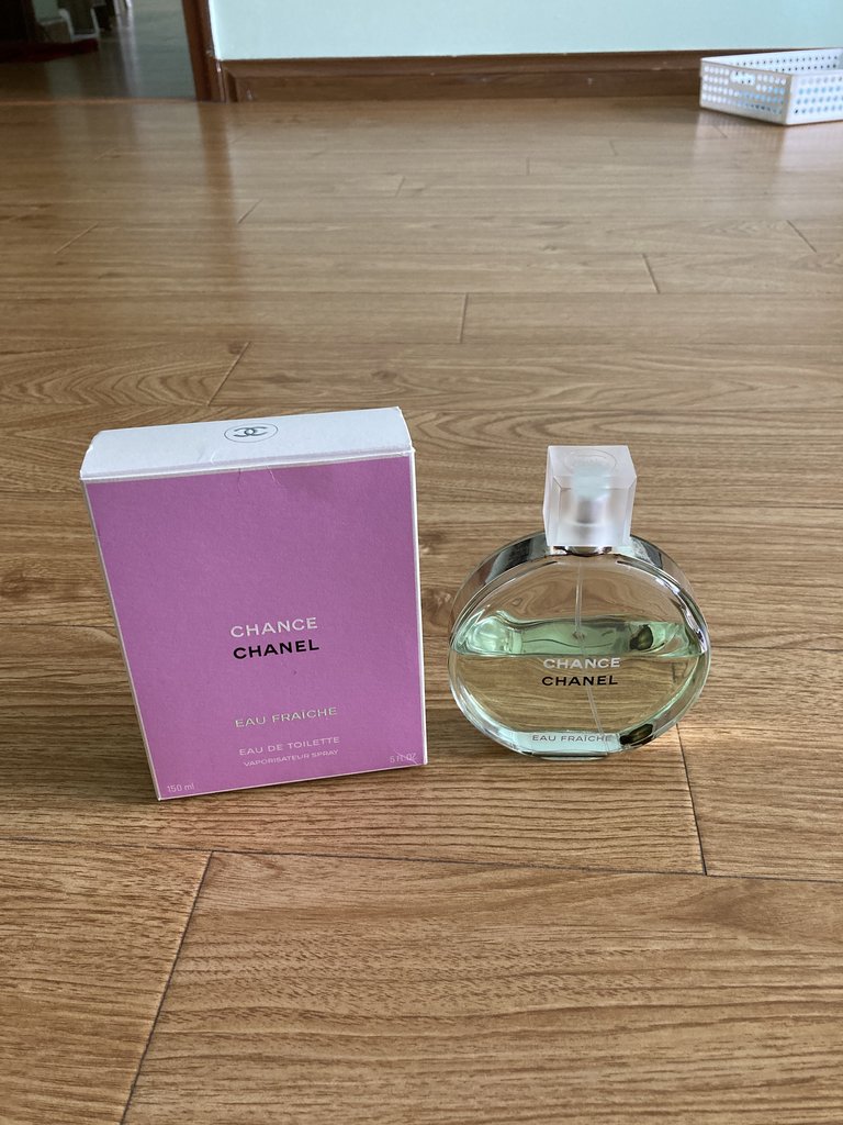 Nước hoa Chanel 150ml.jpg