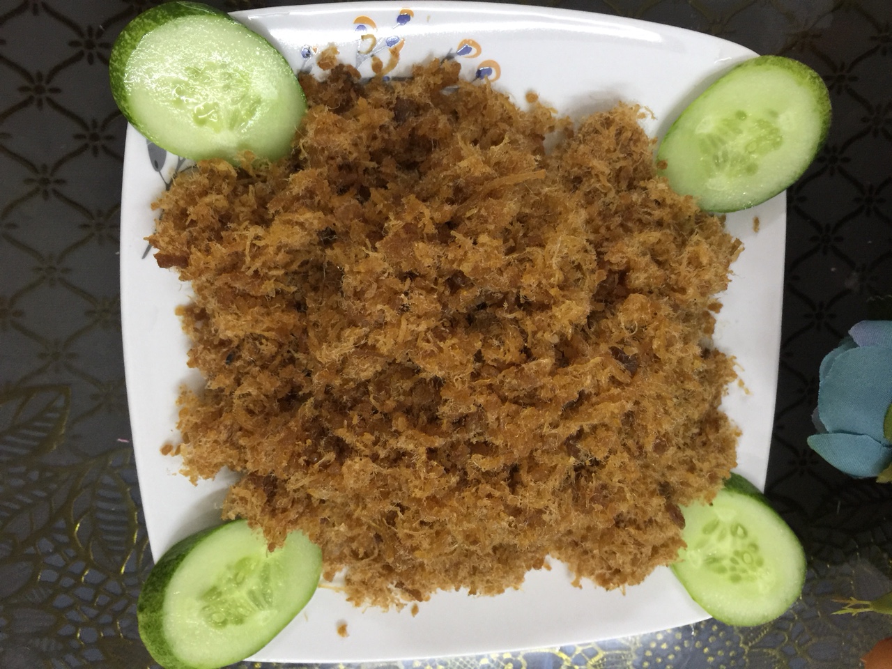 ruốc `.jpg