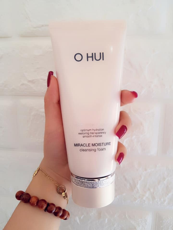 Sữa rửa mặt ohui.jpg