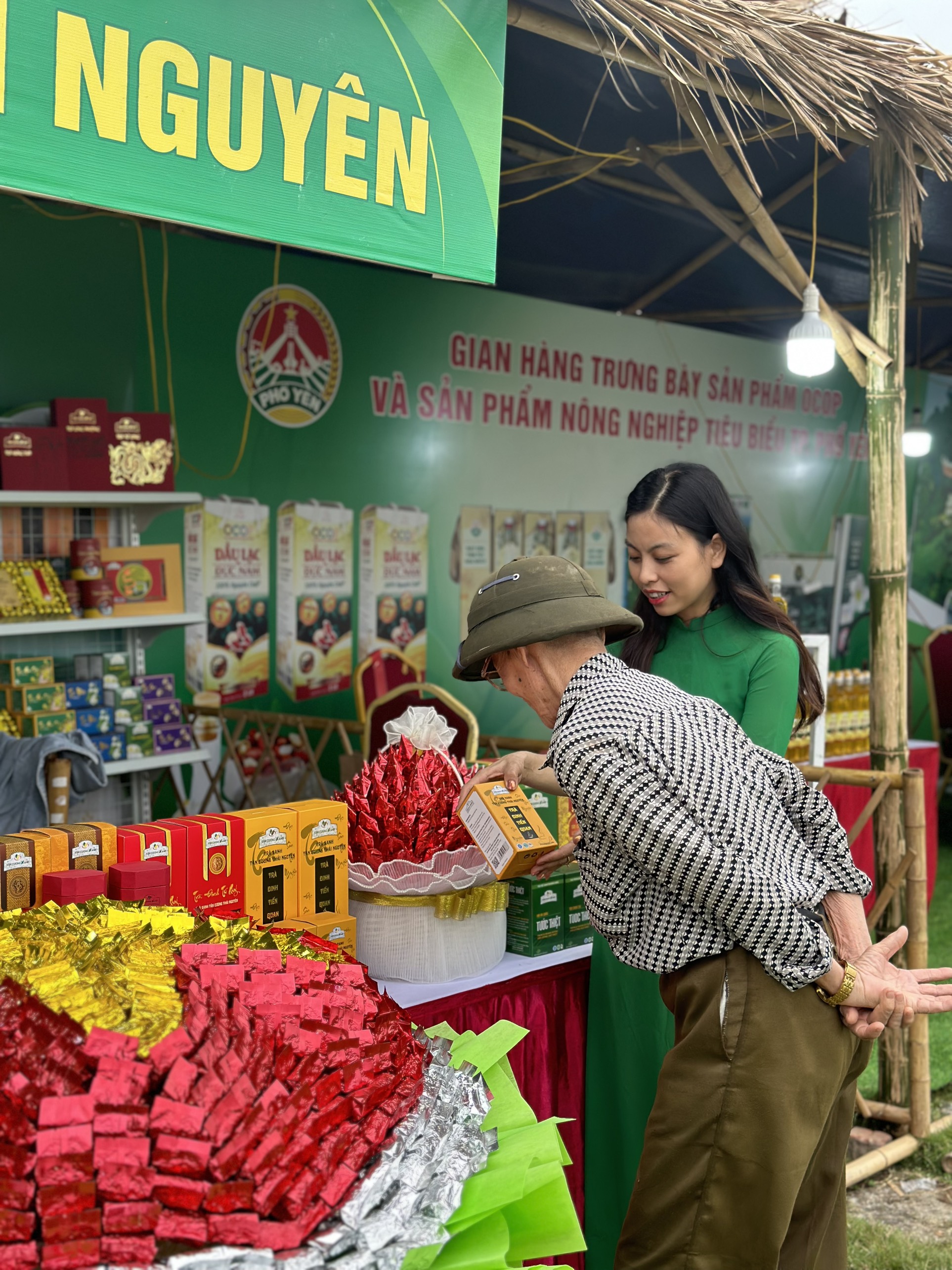 Tan Cuong Xanh tai hoi cho 10.jpg