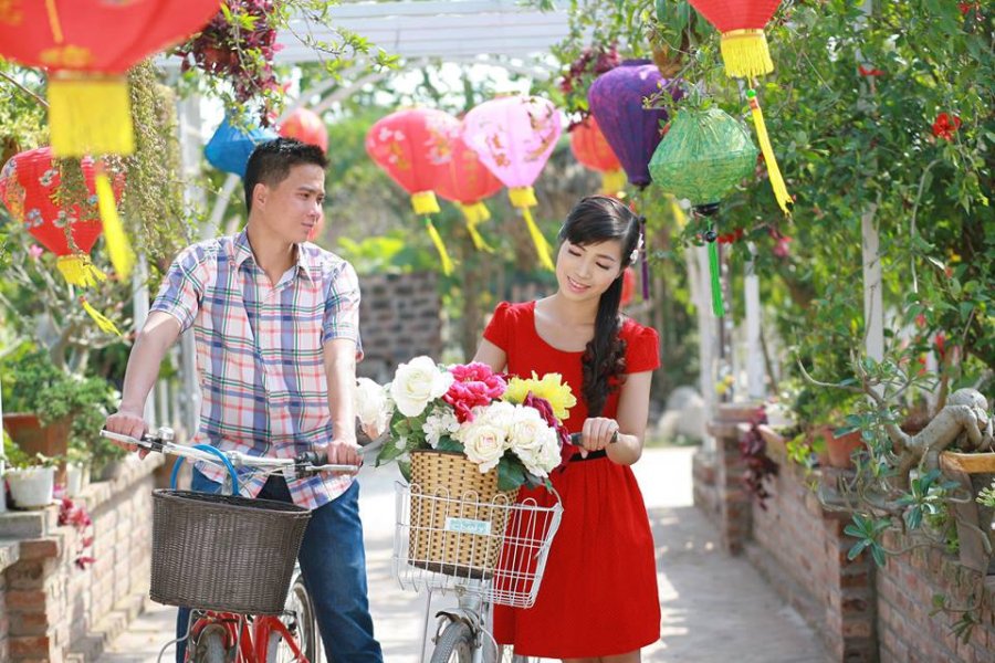 váy đỏ.jpg