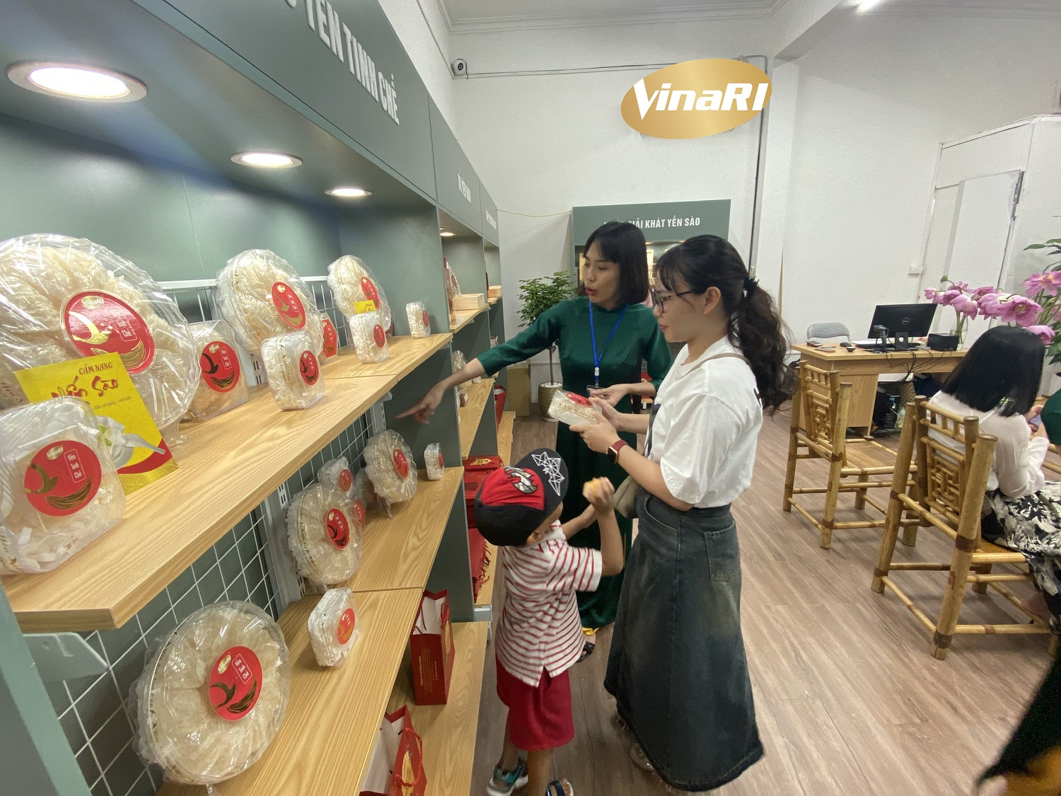 yen huyet vinari 9.jpg