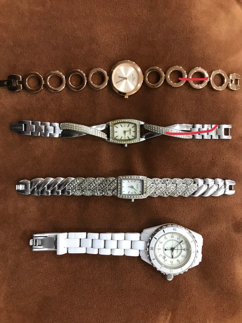 z2567909235587_1d23f74e6be720f9302c53227c7caa73.jpg