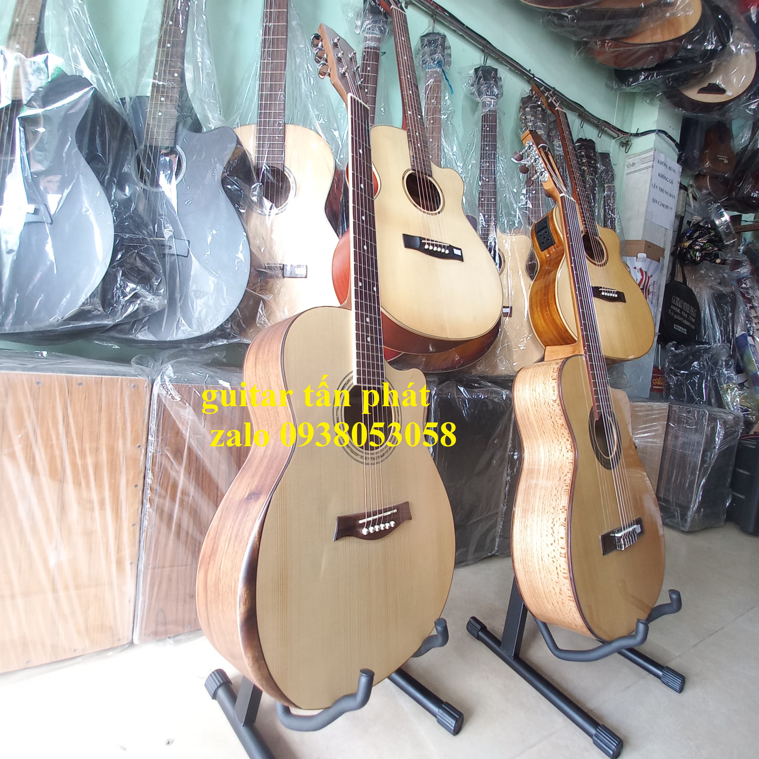 Bán Đàn Guitar Gía Rẻ Tại Hóc Môn, Củ Chi