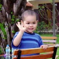 Mẹ Hưng Tít